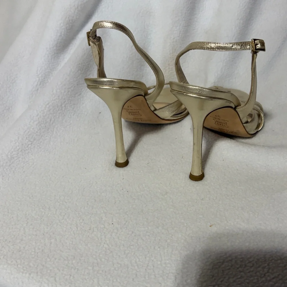 Jimmy Choo Elegant Gold Heels - Picture 4 of 7
